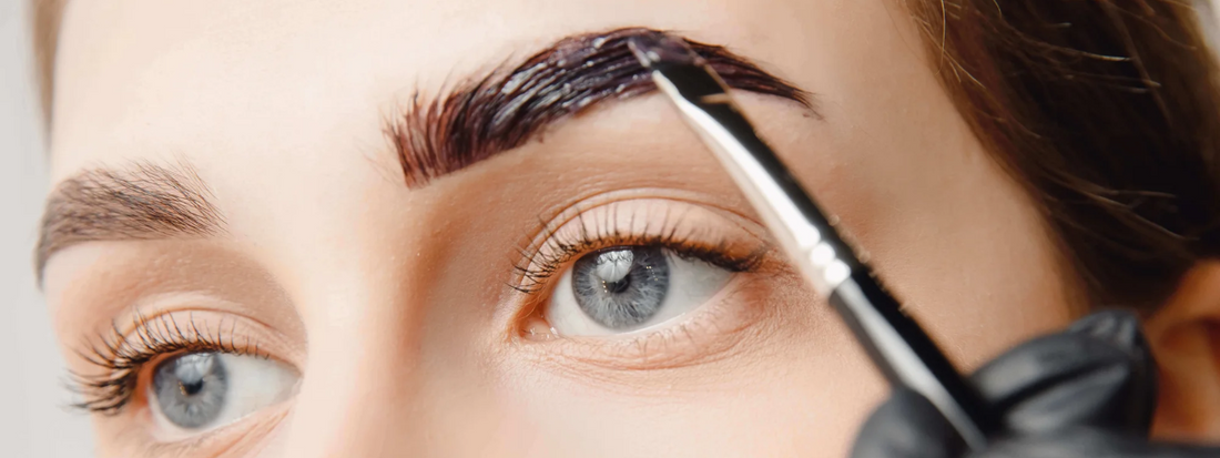 Guideline: Augenbrauen selber färben