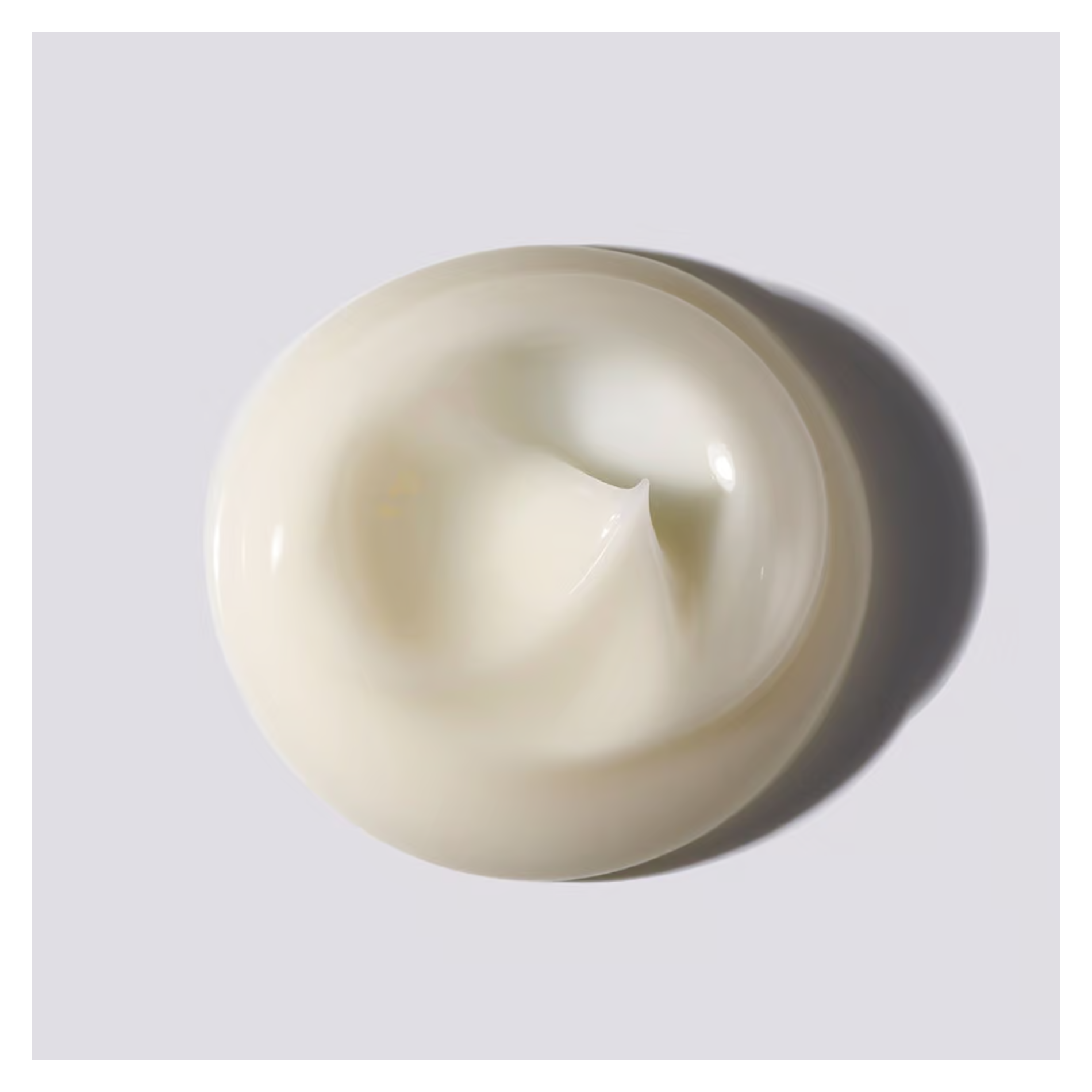 shu uemura Essence Absolue Overnight Serum